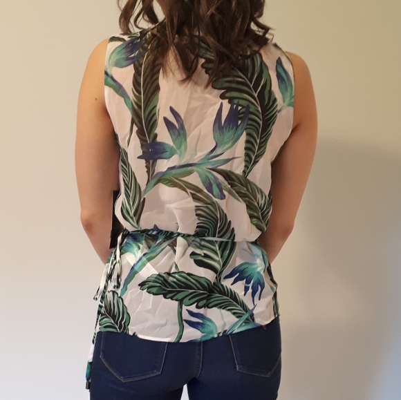 NWT Zara Wrap Top - Picture 3 of 5